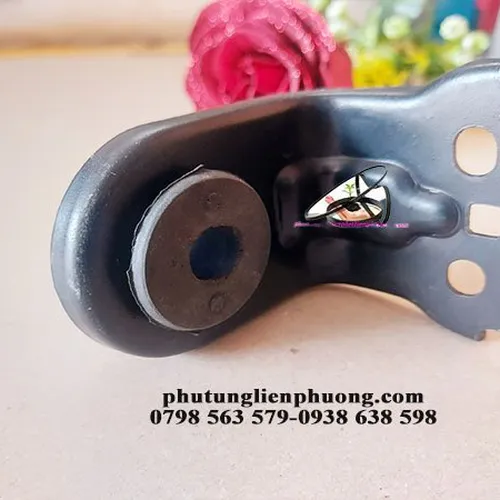 Giá bắt trên két nước hyundai i10 chính hãng chất lượng 25333b4000