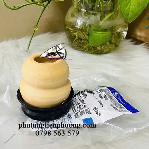 Cao su tăm bông phuộc nhún sau Hyundai accent, forte, kia cerato chính hãng mã 553261-M000