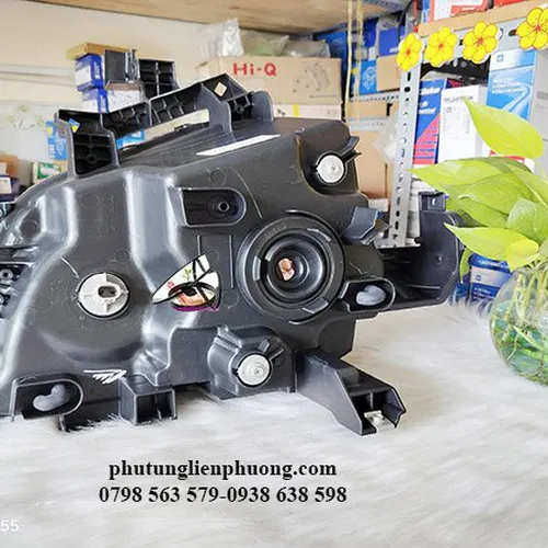 Đèn pha xpander bên phải hàng tyc đẹp cao cấp 80030AR
