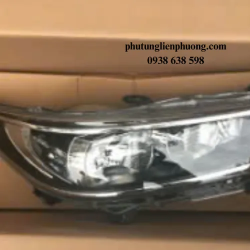 Đèn pha Innova đời 2017 - 2020 chính hãng bên phải mã 81130-0k340