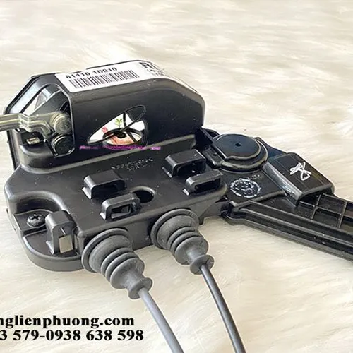 Khoá ngậm cửa sau trái xe kia carens 81410 1D010 chính hãng chất lượng