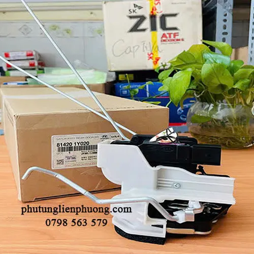 Cơ cấu khoá cửa sau phải KIA Morning  đời 2011-2016 chính hãng Mã 814201Y020