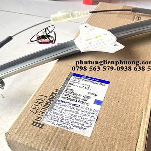 Compa nâng kính trước trái hyundai i10 chính hãng mã 82403-B4010