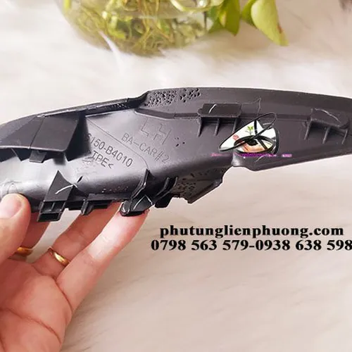Ốp chân kính chắn gió hyundai i10 chính hãng bên trái mã 86150-B4010 chất lượng