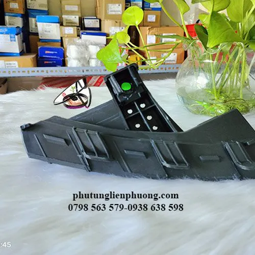 Nẹp cài đèn pha hyundai i10 trái phải chính hãng 86525b4000,86526b4000