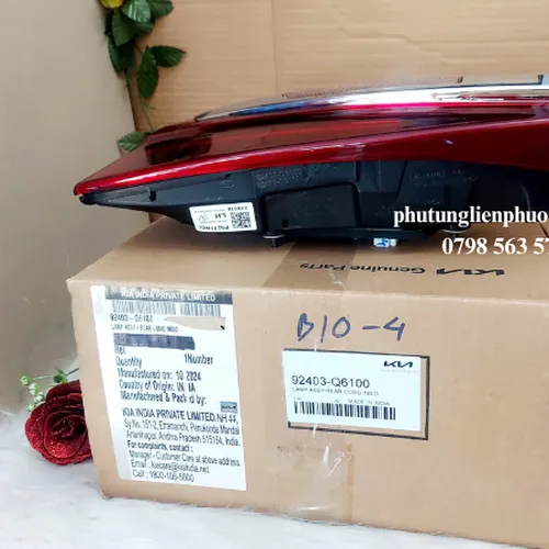 Đèn hậu trong trái có LED Kia Seltos chính hãng mã 92403Q6100