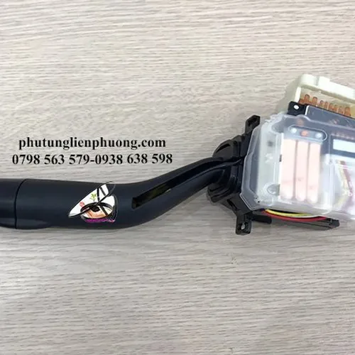 Công tắc điều khiển đèn pha cốt escape, ford laser chính hãng mã GE4T66122