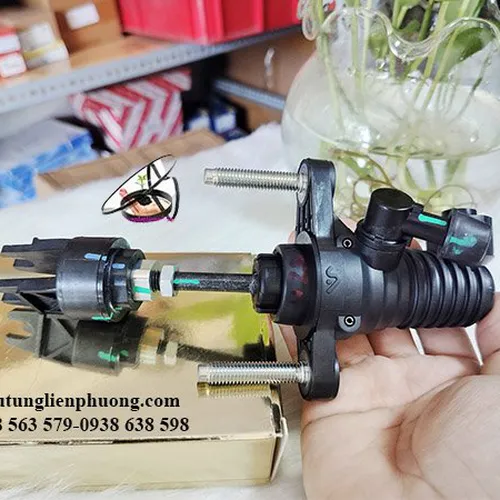 Heo cái ly hợp fortuner, innova - chất lượng cao 