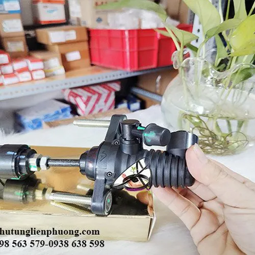 Heo cái ly hợp fortuner, innova - chất lượng cao 