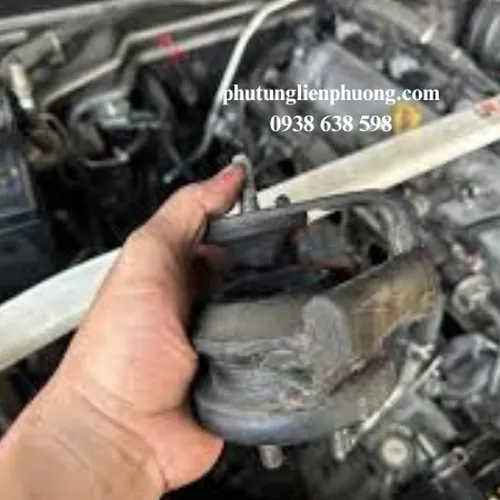 Cao su chân máy phải KIA Rondo chính hãng 21810 a4900
