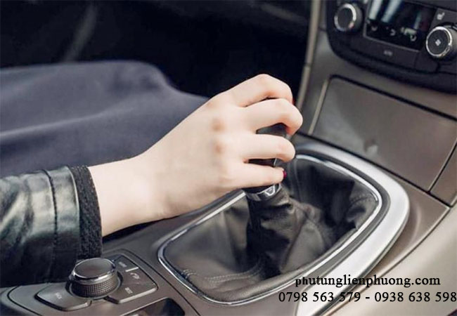 xe cảm thấy khó chuyển số đó là dấu hiểu hỏng của chân máy hộp số escape xe cảm thấy khó chuyển số đó là dấu hiểu hỏng của chân máy hộp số escape