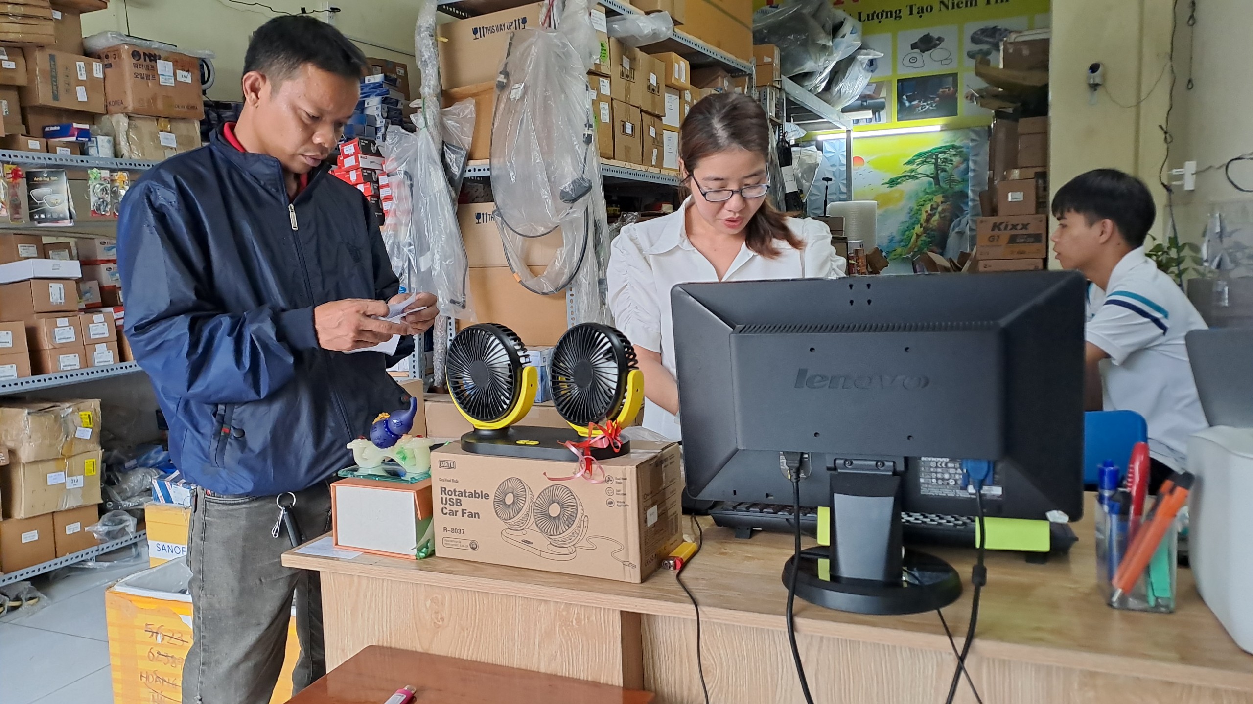 Liên phương luôn sẵn sàng - hỗ trợ tư vấn cho anh em khách hàng mọi lúc Liên phương luôn sẵn sàng - hỗ trợ tư vấn cho anh em khách hàng mọi lúc