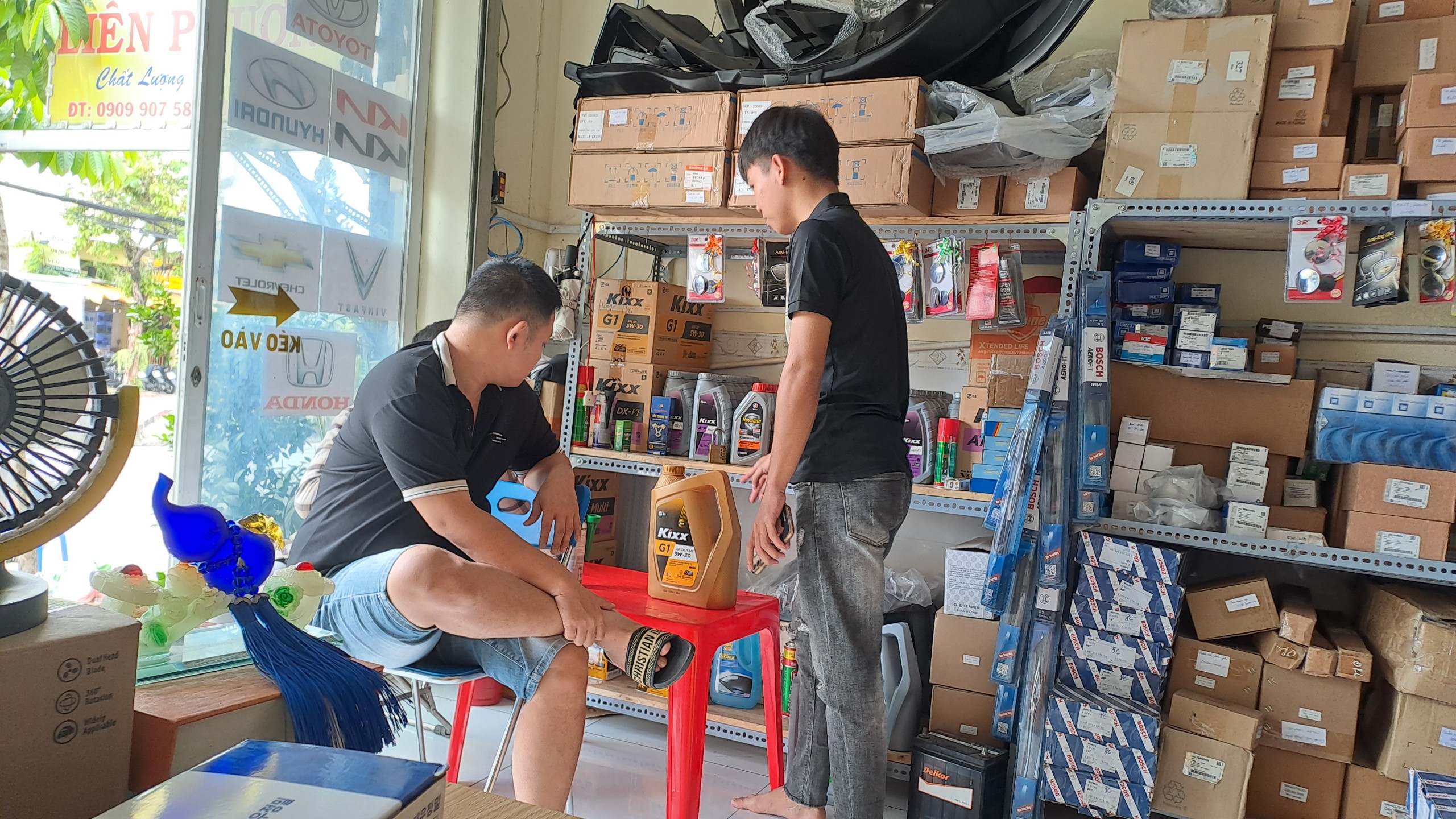 đội ngủ nhân viên tận tình trong mọi dịch vụ đội ngủ nhân viên tận tình trong mọi dịch vụ