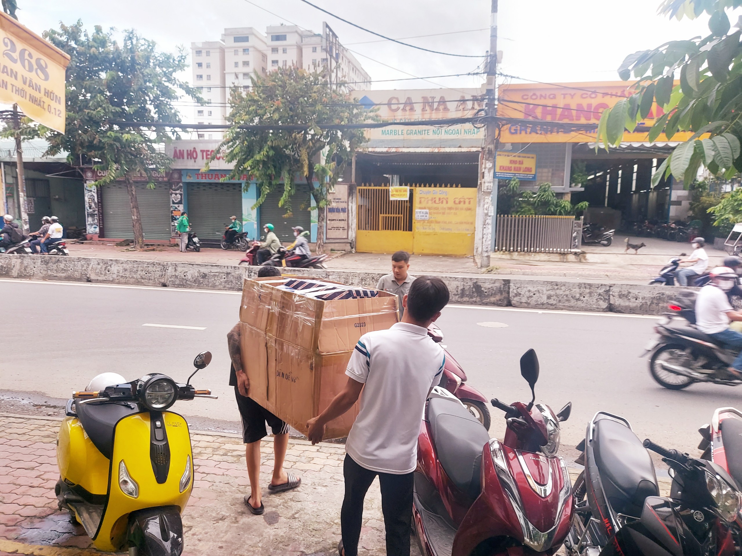 hỗ trợ cho anh em mình nhận hang ngay tại nhà nhanh chóng hỗ trợ cho anh em mình nhận hang ngay tại nhà nhanh chóng