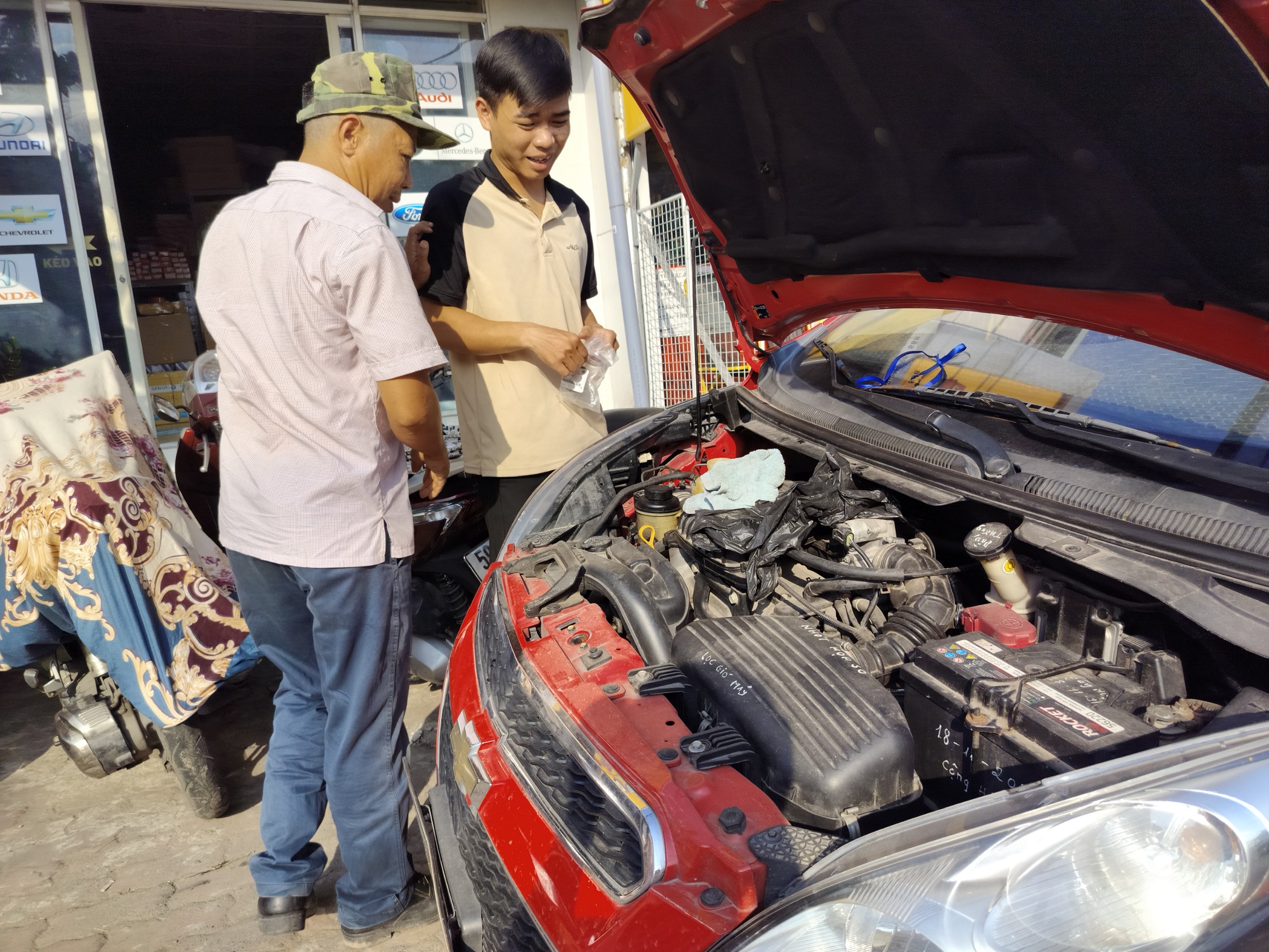 phụ tùng Liên Phương hỗ trợ nhiều hình thức mua hàng phụ tùng Liên Phương hỗ trợ nhiều hình thức mua hàng