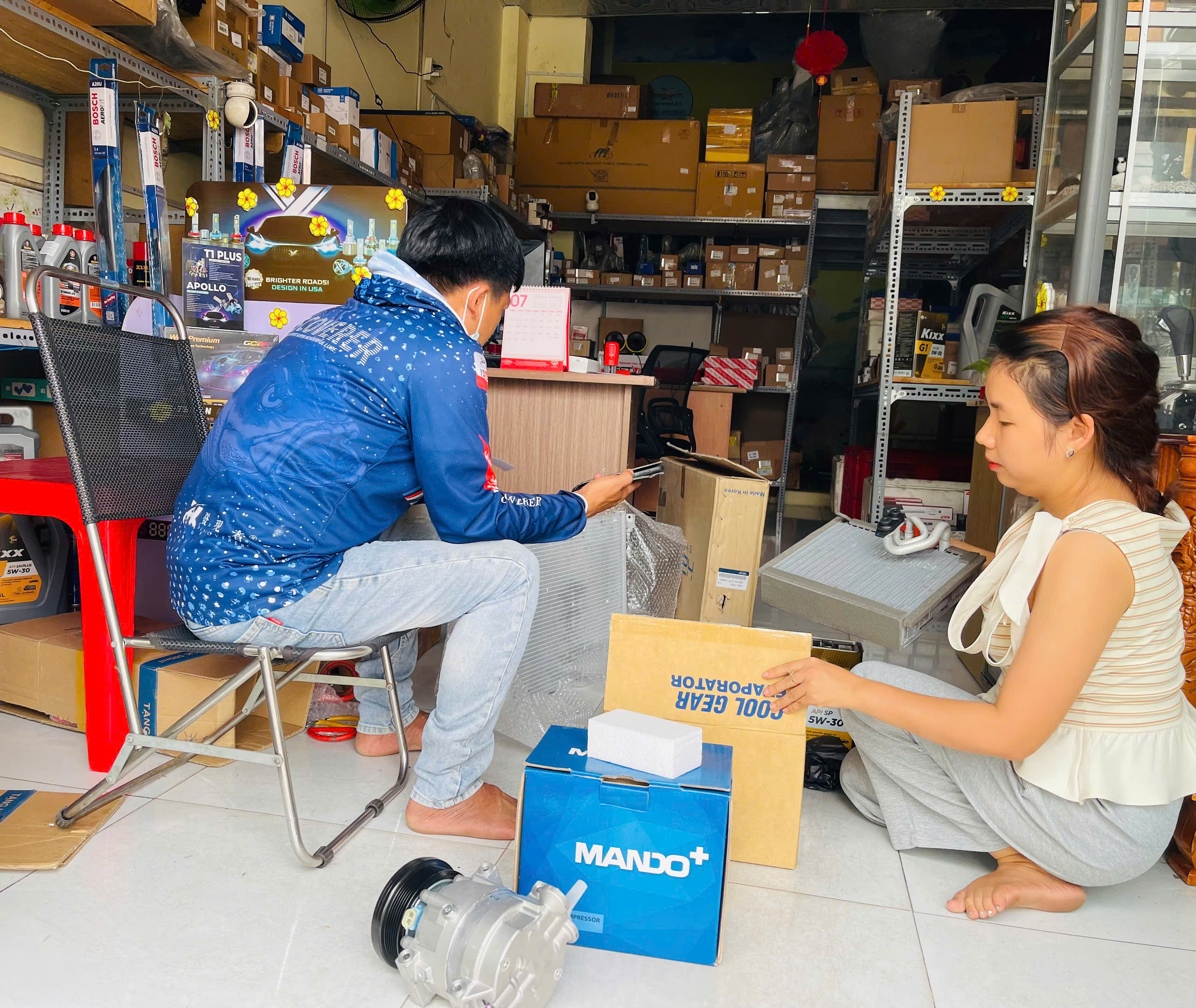 Phụ tùng Liên Phương cung cấp đầy đủ các phụ tùng cho dòng xe du lịch Phụ tùng Liên Phương cung cấp đầy đủ các phụ tùng cho dòng xe du lịch