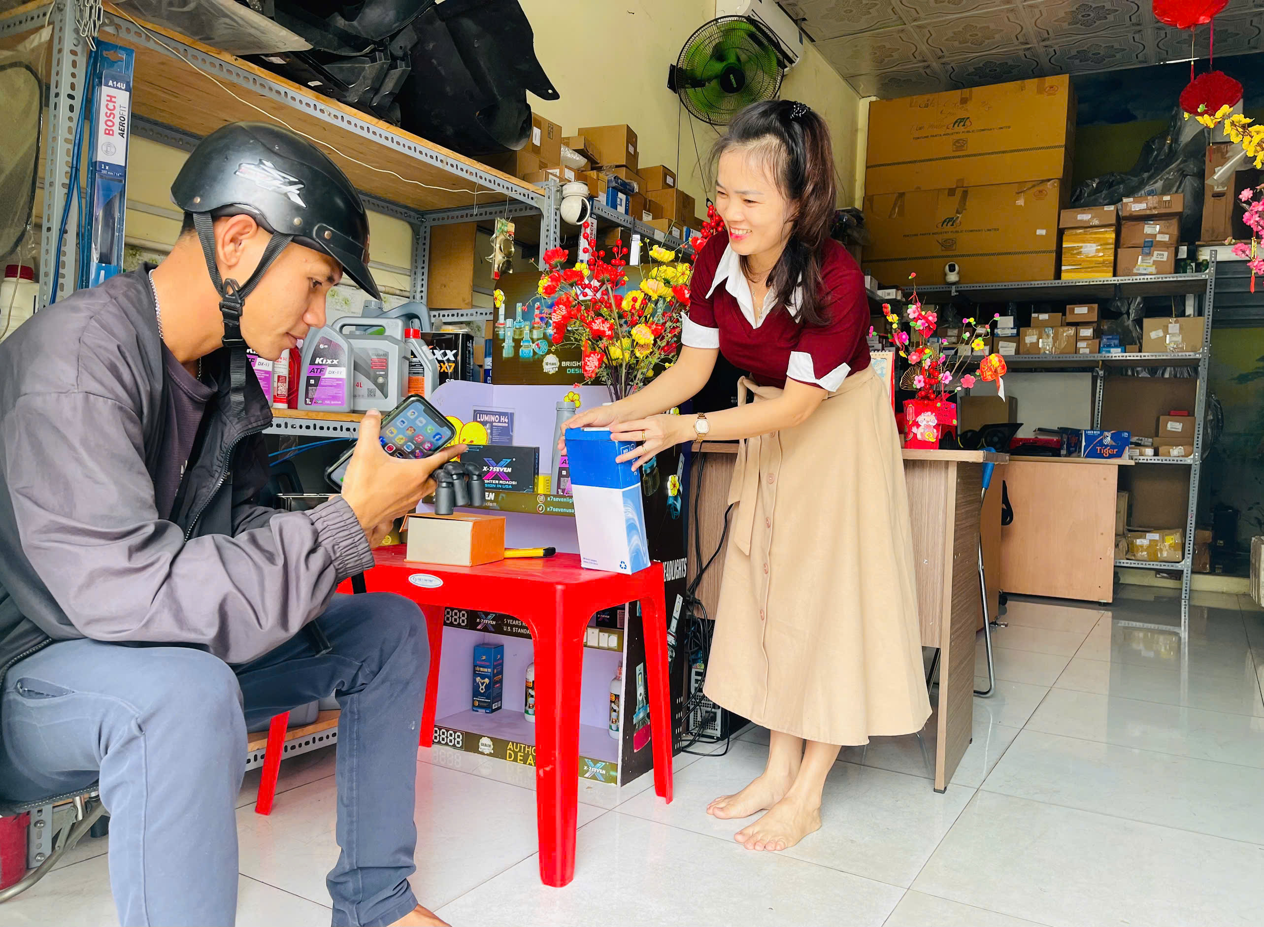 đa dạng sản phẩm phụ tùng có mặt tại cửa hàng Liên Phương hồ chí minh đa dạng sản phẩm phụ tùng có mặt tại cửa hàng Liên Phương hồ chí minh