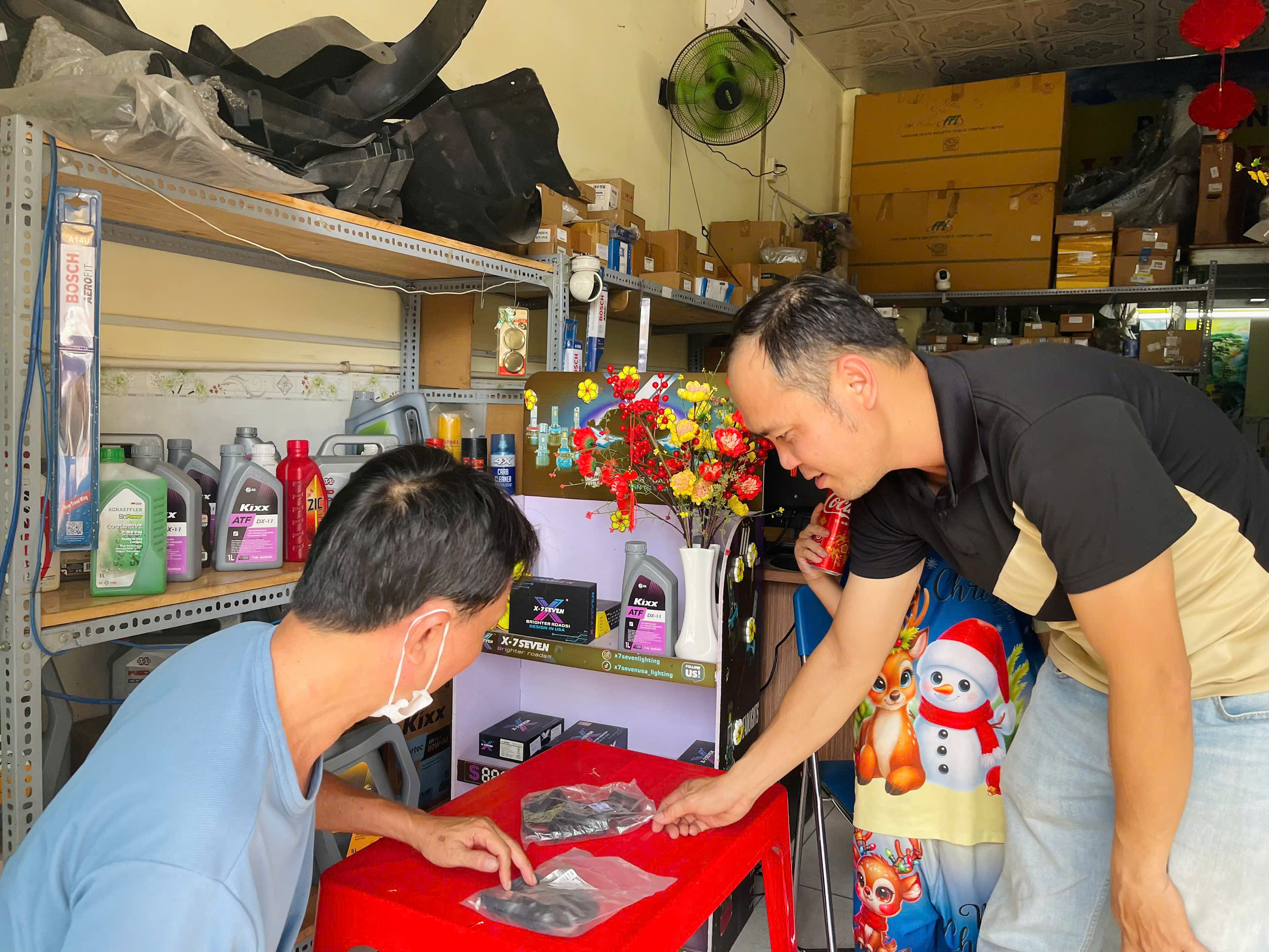 phụ tùng ô tô Liên Phương - nơi nhiều anh em khách hàng gởi gấm và tin cậy phụ tùng ô tô Liên Phương - nơi nhiều anh em khách hàng gởi gấm và tin cậy