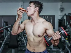 Đàn ông ăn gì để nhiều tinh trùng? Giải pháp tự nhiên & hỗ trợ bằng Via Him