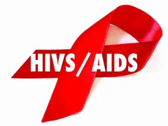 Lỡ quan hệ với người bị HIV