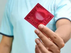 Nếu cả hai đều “trinh” thì có cần bao cao su không? Mr1985