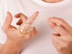 Cách nhận biết và xử lý khi bao cao su bị rách