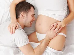 Mang thai có quan hệ được không? Mr1985