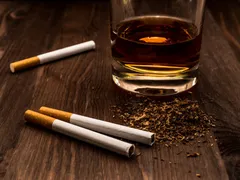 Tác Động của Rượu và Thuốc Lá Đến Sinh Lý Nam Giới - Mr1985
