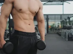 Đàn ông tập gym có khiến cậu nhỏ bị nhỏ đi? Mr1985