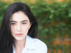 Dấu hiệu phụ nữ dâm – Nhận biết qua hành vi và tâm lý