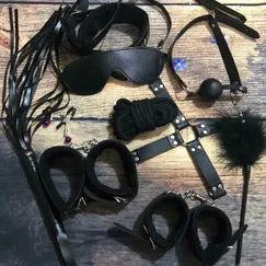 Bộ đồ chơi bắt cướp BDSM