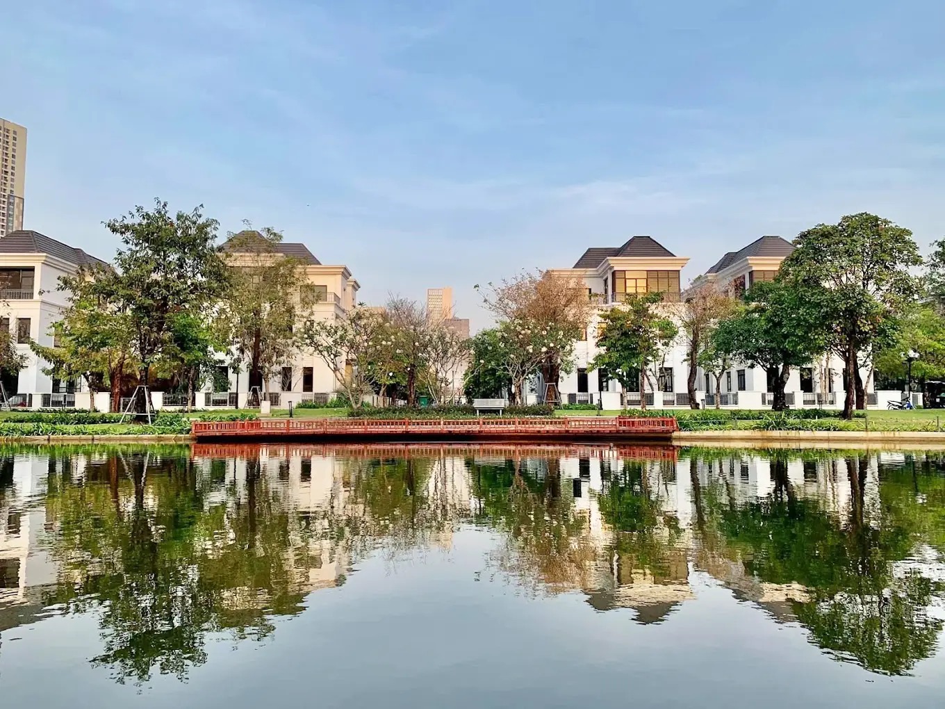 Biệt thự 400m2 giá 85 tỷ - Khu biệt thự ven sông Biệt thự 400m2 giá 85 tỷ - Khu biệt thự ven sông