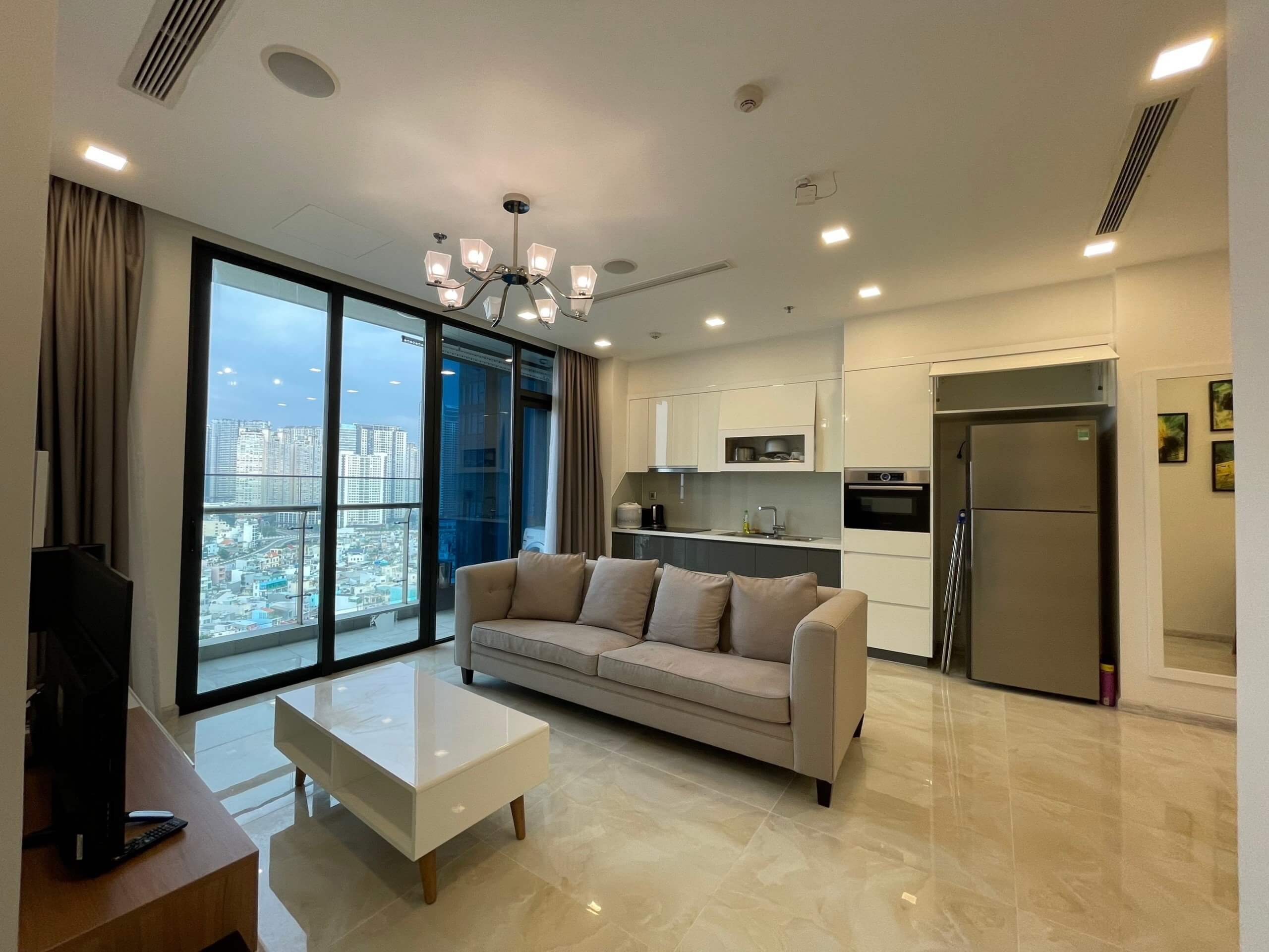 cho thuê căn hộ 2 phòng ngủ vòng cung view Lanmark 81 cho thuê căn hộ 2 phòng ngủ vòng cung view Lanmark 81