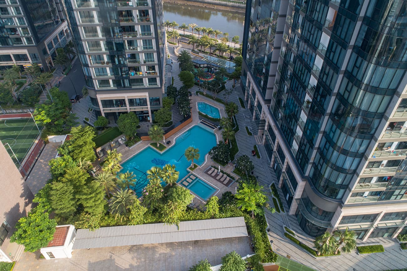 Tiện ích Vinhomes Golden River Hồ Bơi nội khu Tiện ích Vinhomes Golden River Hồ Bơi nội khu