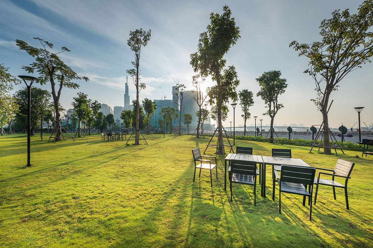 Tiện ích Vinhomes Golden River Công viên ven sông đường chạy bộ Tiện ích Vinhomes Golden River Công viên ven sông đường chạy bộ