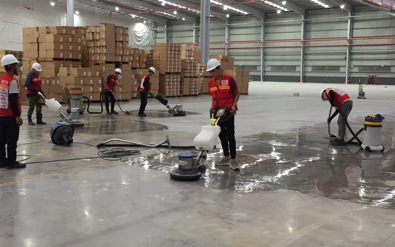 Dịch vụ chà sàn cho nhà xưởng, công ty: Giải pháp làm sạch hiệu quả