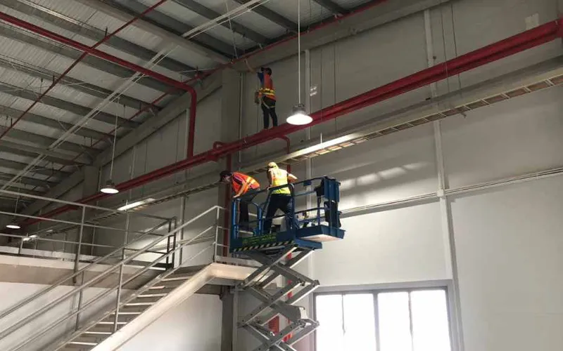 Hướng Dẫn Vệ Sinh Trần Nhà Xưởng Đúng Cách