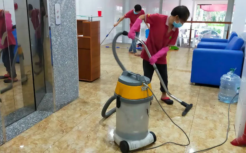 Dịch vụ chà sàn nhà xưởng giá rẻ tại TPHCM - Giải pháp vệ sinh hiệu quả