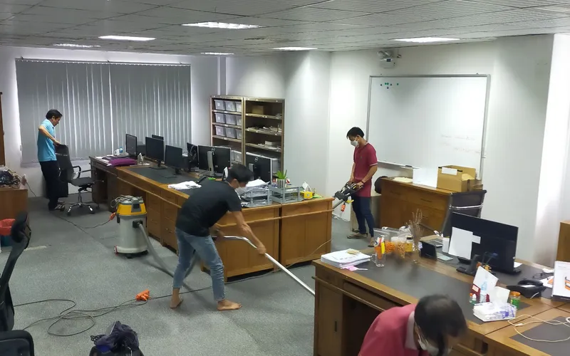 Tại sao cần giặt ghế văn phòng định kỳ? Lợi ích và quy trình chuyên nghiệp