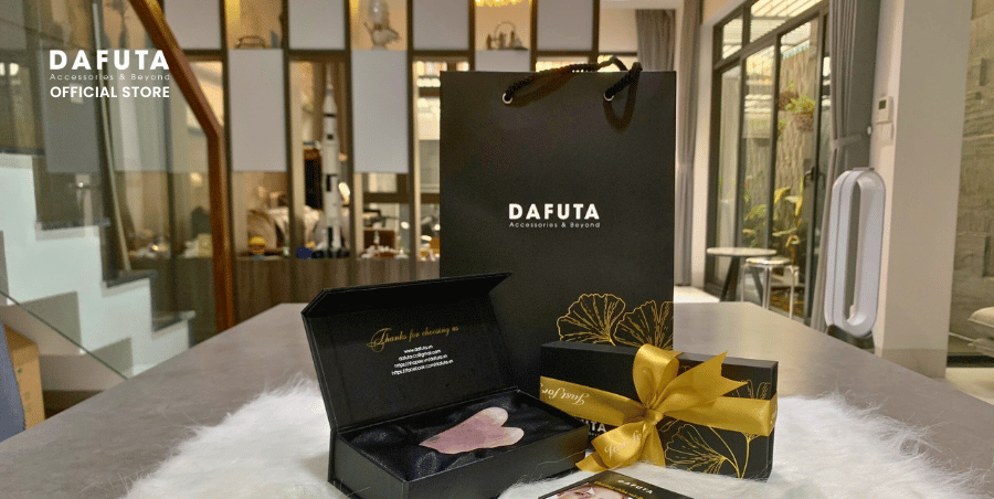Full Box quà tặng Guasha Massage Thạch Anh Hồng Cao Cấp Dafuta