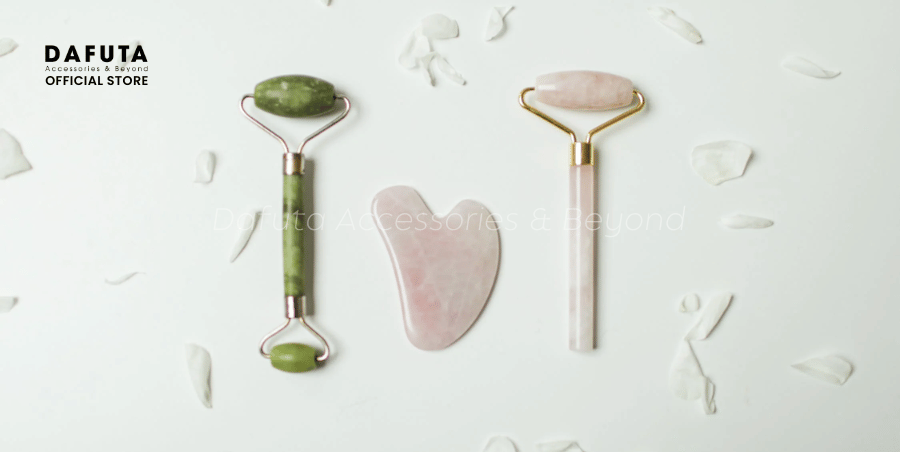 Cây lăn massage mặt bằng đá thạch anh