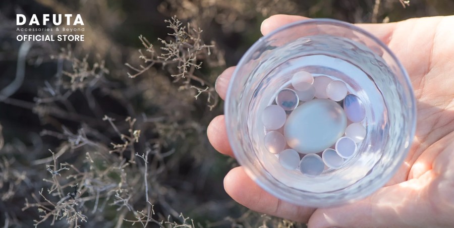 Đá ánh trăng là gì