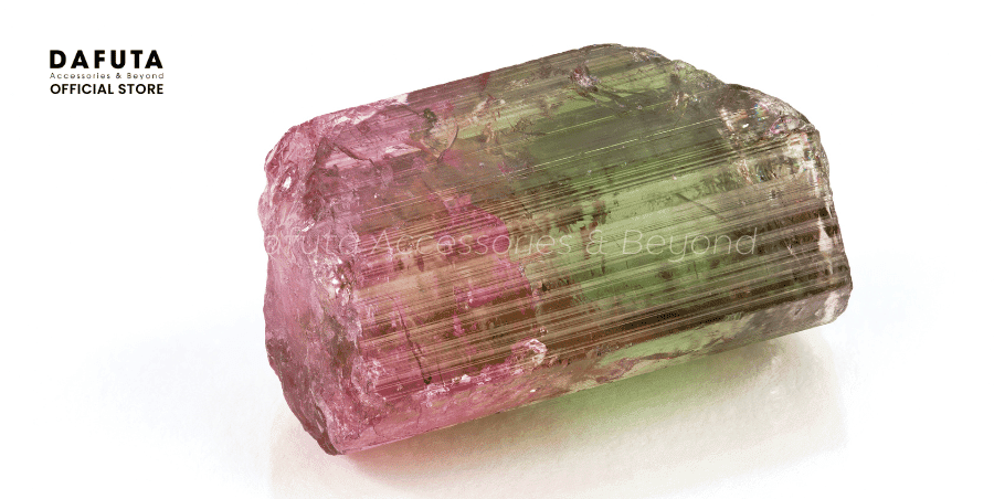 Năng lượng phi thường của đá Tourmaline trong cuộc sống