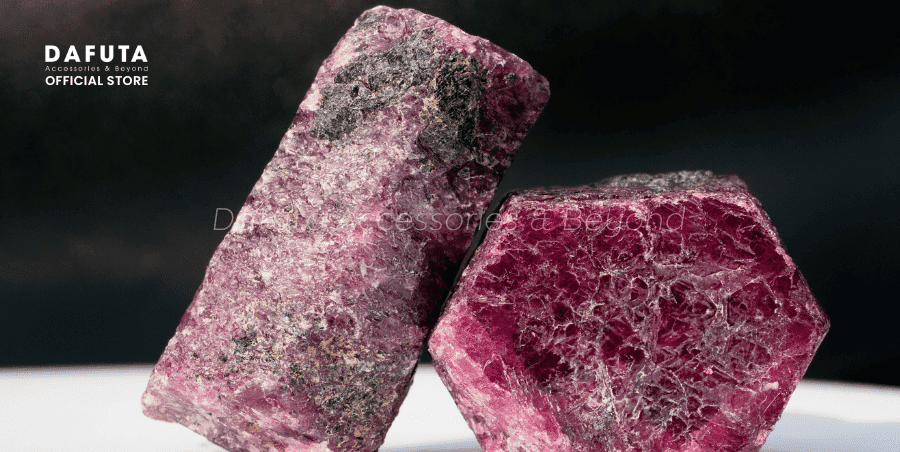 Ruby tự nhiên - Vẻ đẹp rực rỡ