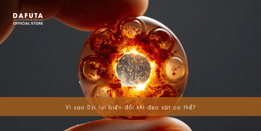 Vì sao Dzi lại biến đổi khi đeo sát cơ thể?