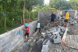 Giải Pháp Tăng Tiến Độ Xây Tường Mùa Mưa - Xây Tường Gạch Block