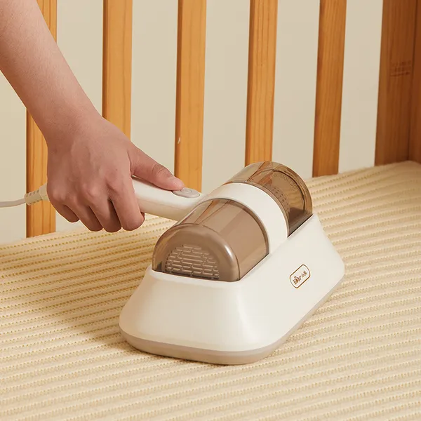 Máy hút bụi giường, đệm, sofa Bear CMY-D03M5