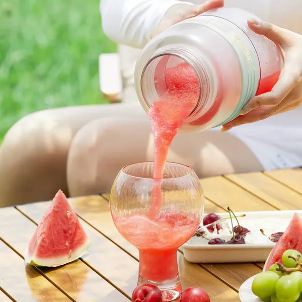 Máy xay sinh tố cầm tay Bear LLJ-P10Q5