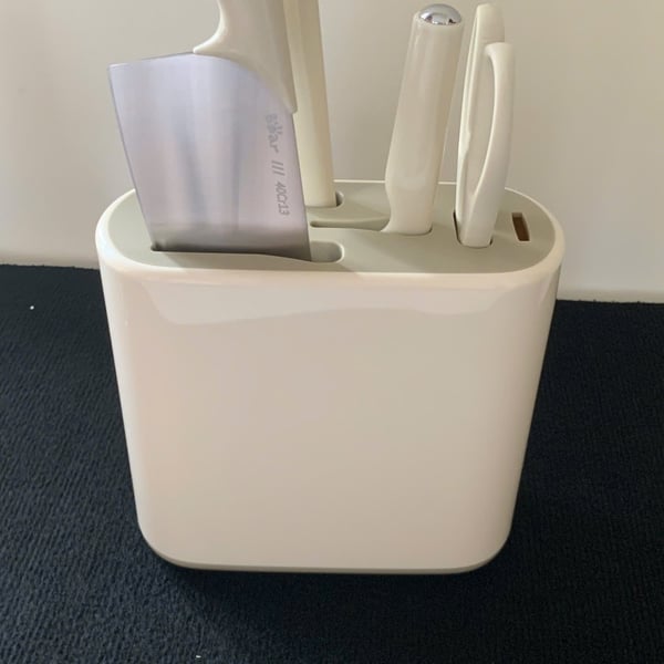 Bộ Dao Kéo Nhà Bếp Đa Năng Bear CP-JP008, Kèm Đế Đỡ Kháng Khuẩn, Chất Liệu Inox 40Cr13 Chống Gỉ Sét