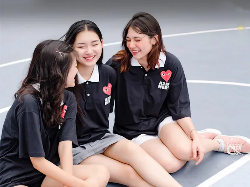 ÁO POLO ĐỒNG PHỤC NHÓM (ĐEN NHẤN TIM)